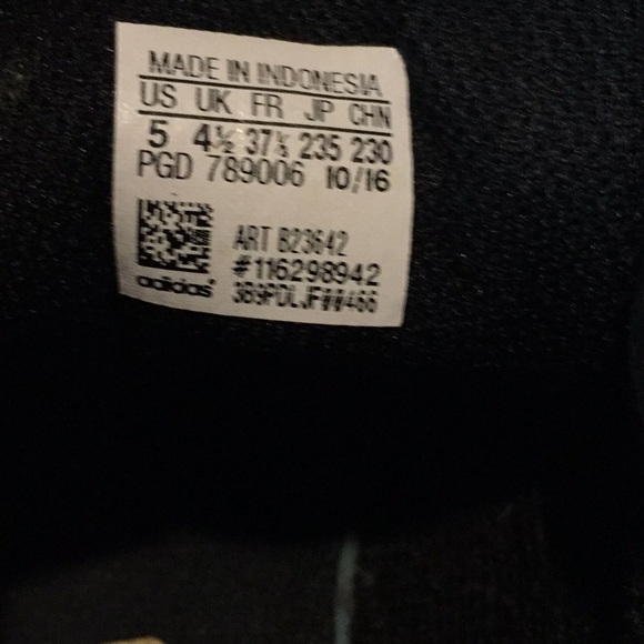 Black adidas superstars - Picture 4 of 5